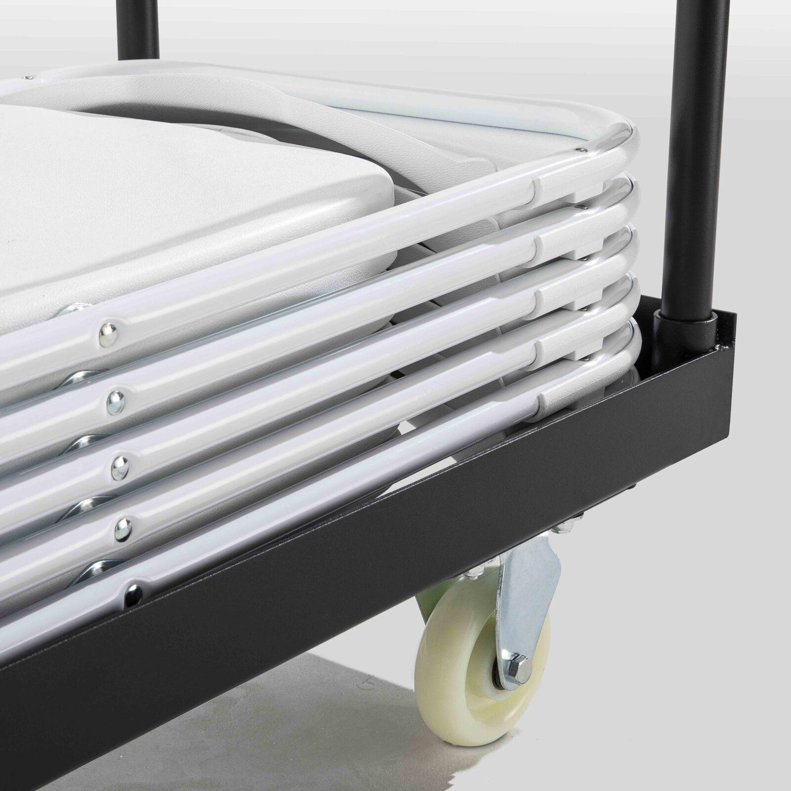 50 sillas plegables blancas y carro de transporte