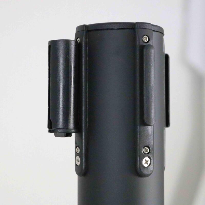 Postes guía de correa retráctil