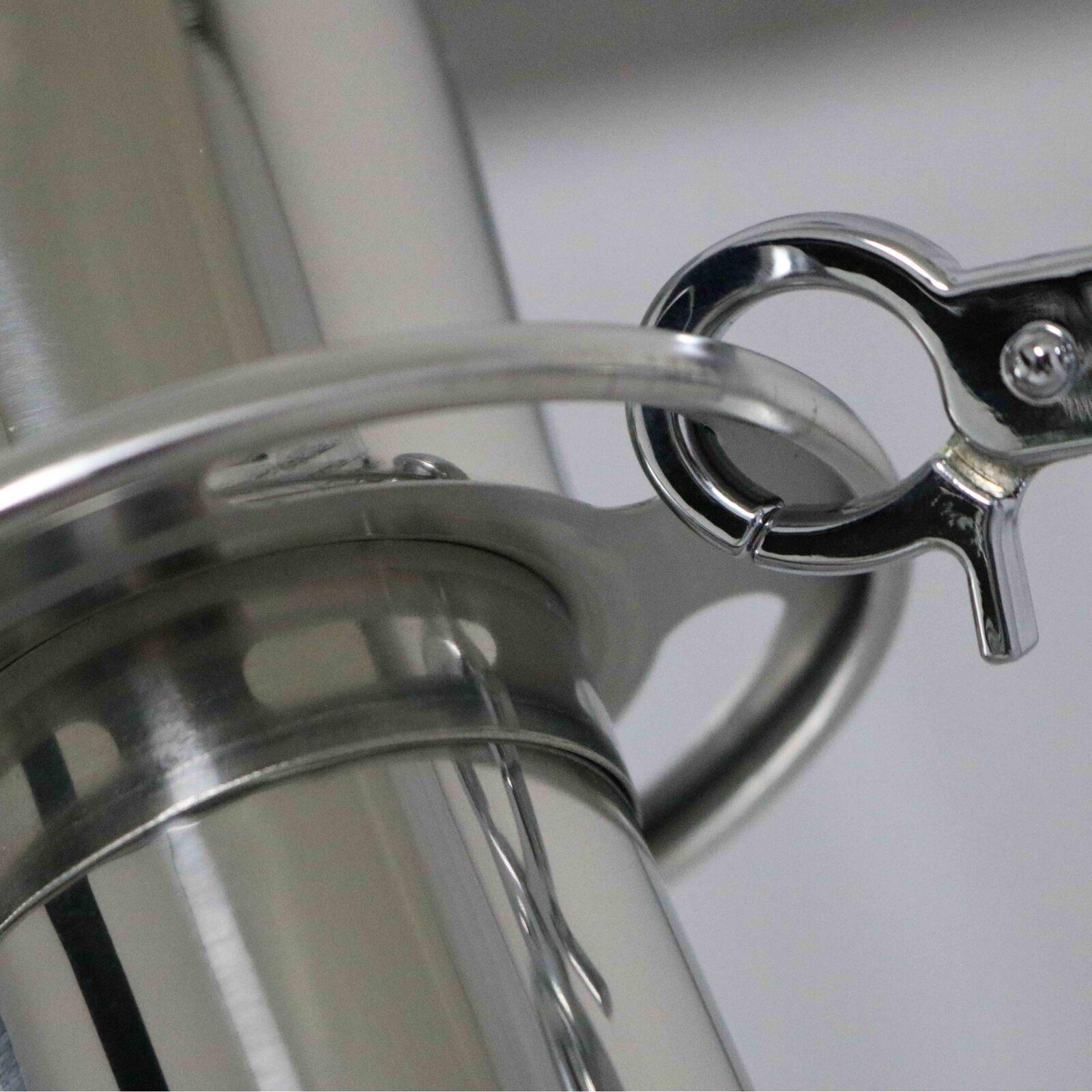 Postes guía de acero inoxidable y cordón de terciopelo negro Postes guía de acero inoxidable y cordón de terciopelo negro