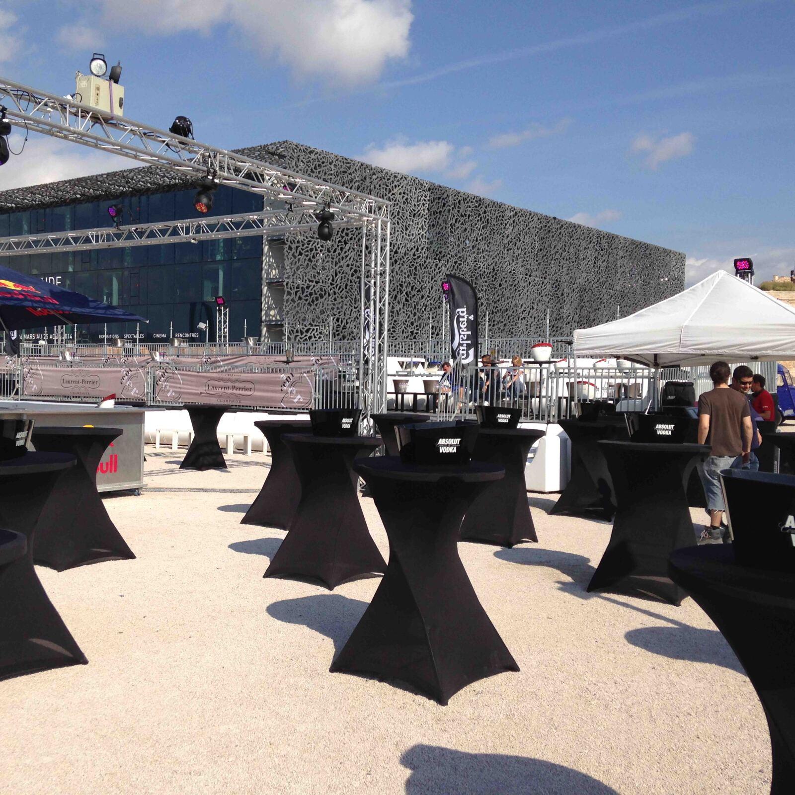 Funda de mantel negro para comedor de pie 110x80 cm