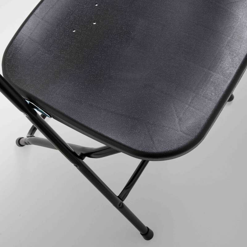 Silla plegable de plástico negro