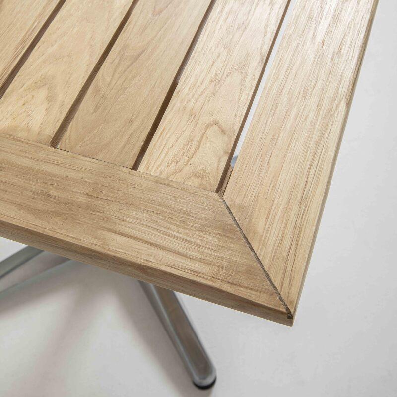 Mesa plegable de aluminio y madera