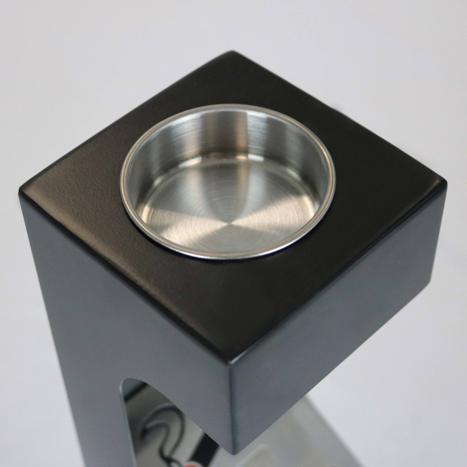 Cenicero de pared para exterior en acero negro