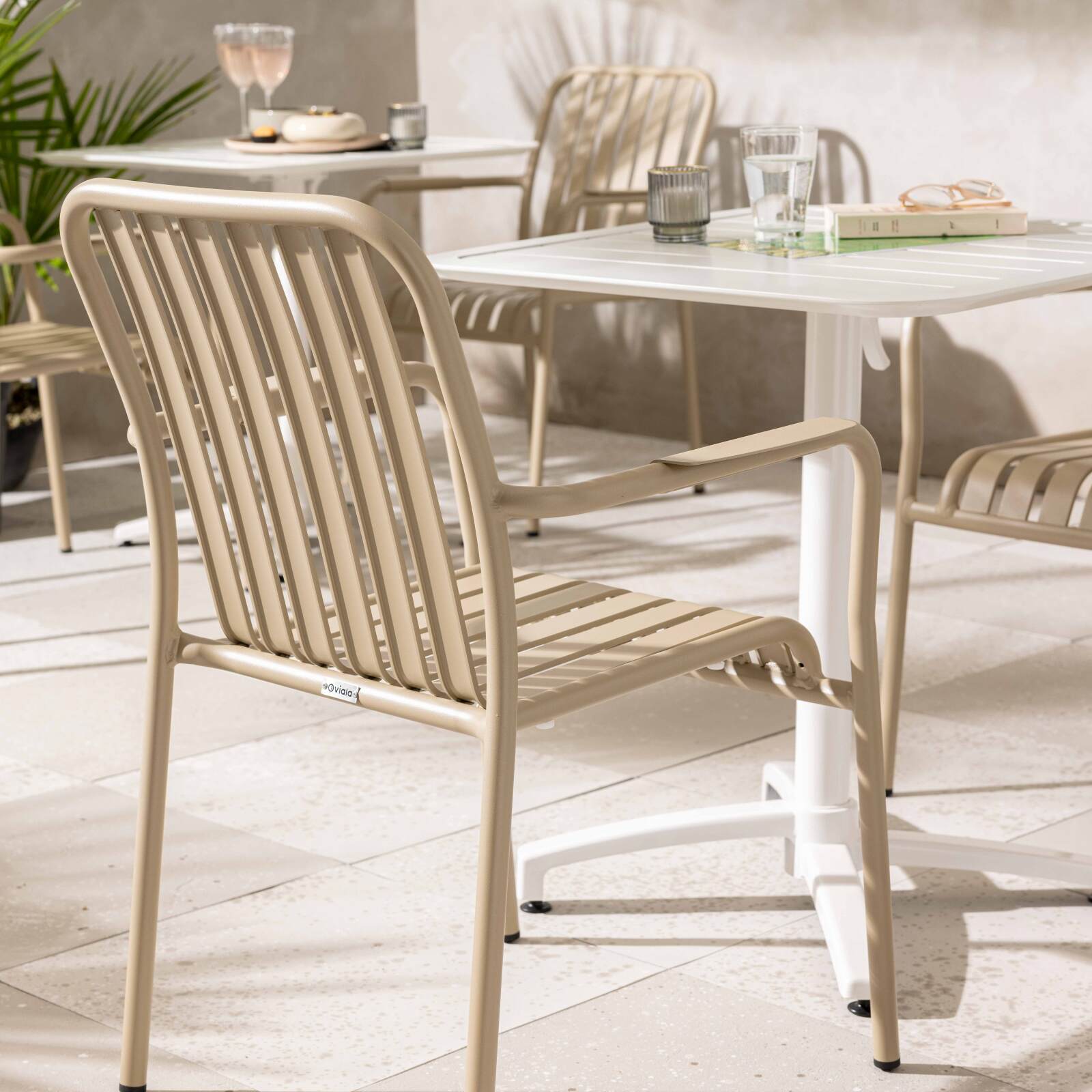 Silla de jardín de aluminio con reposabrazos