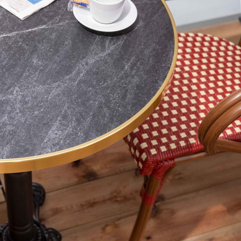 Mesa de terraza ⌀60 cm reclinable laminada y 2 sillas bistro en aluminio y ratán sintético