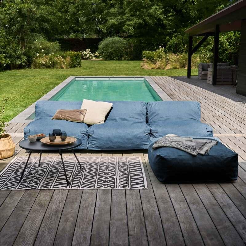 Sofá modular de exterior para 4 personas con 3 sillones y 1 puf - Lifestyle