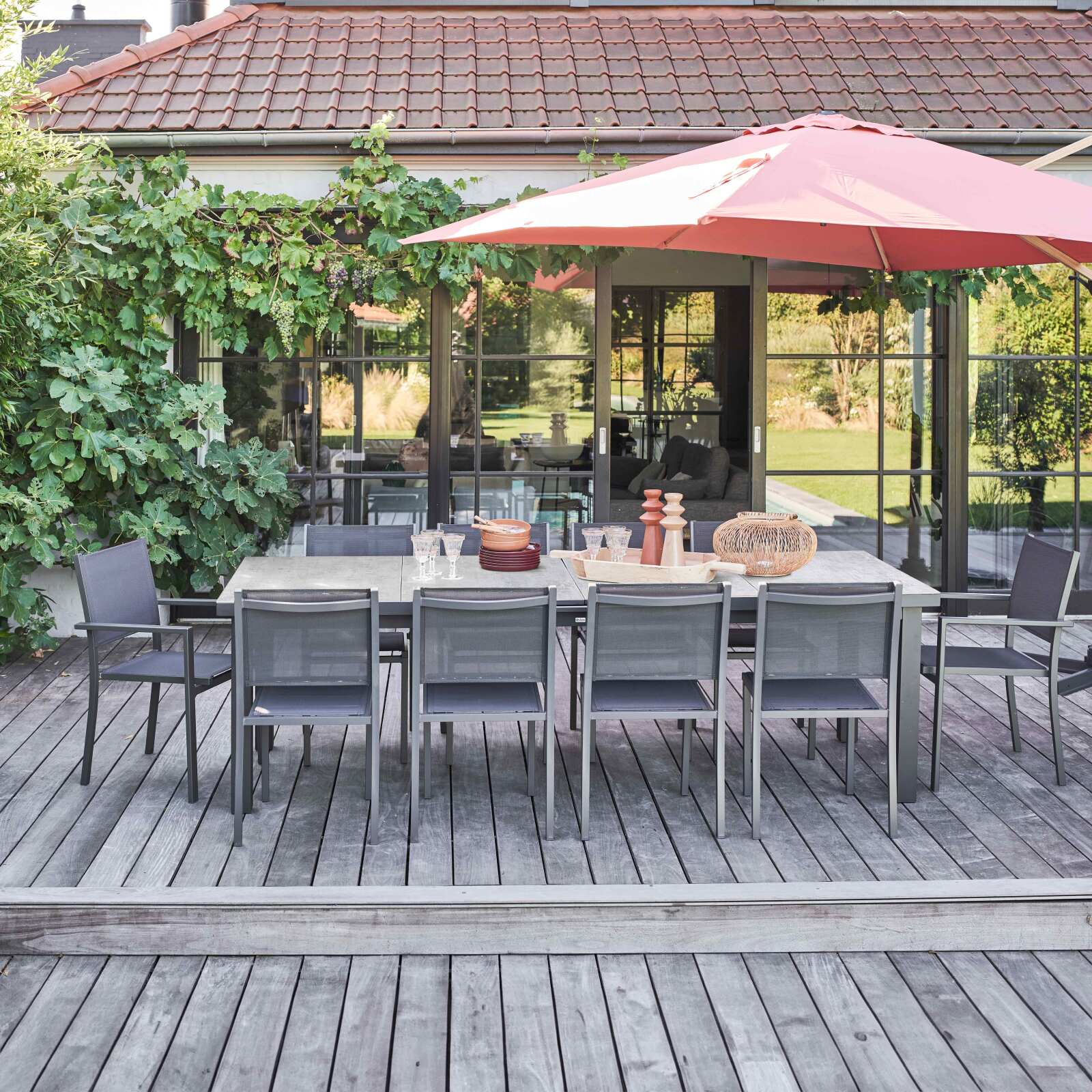 Conjunto de mesa de jardín rectangular extensible de 320 x 100 x 76 cm con 8 sillas y 2 sillas con reposabrazos