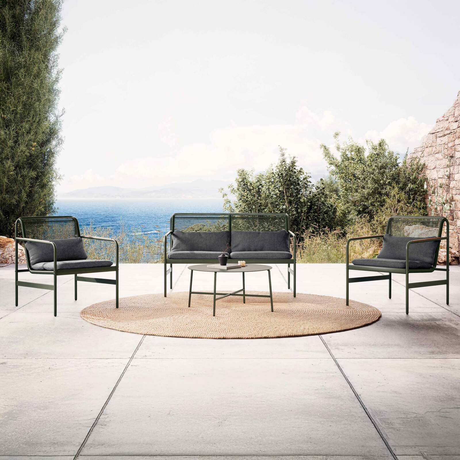 Mueble de jardín metálico de 4 plazas con 1 sofá, 2 sillones y mesa de centro.