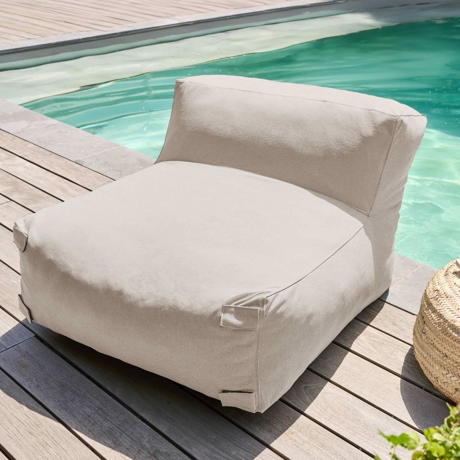 Sofá modular de exterior con 3 sillones, 1 sillón esquinero, 1 chaise longue y 1 puf
