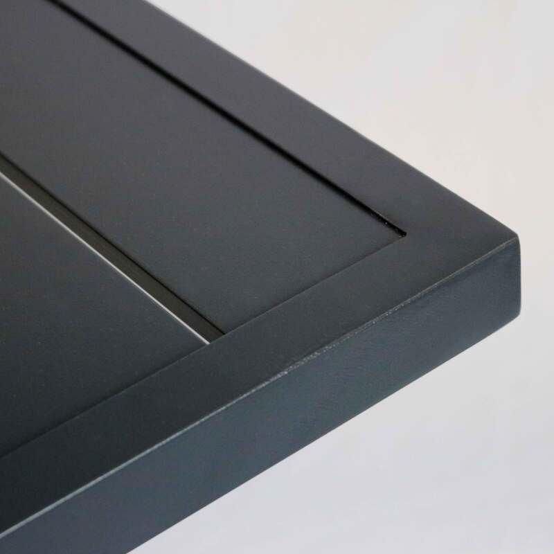 Mesa de jardín cuadrada 70 x 70 cm de aluminio gris antracita y 2 sillas apilables con reposabrazos