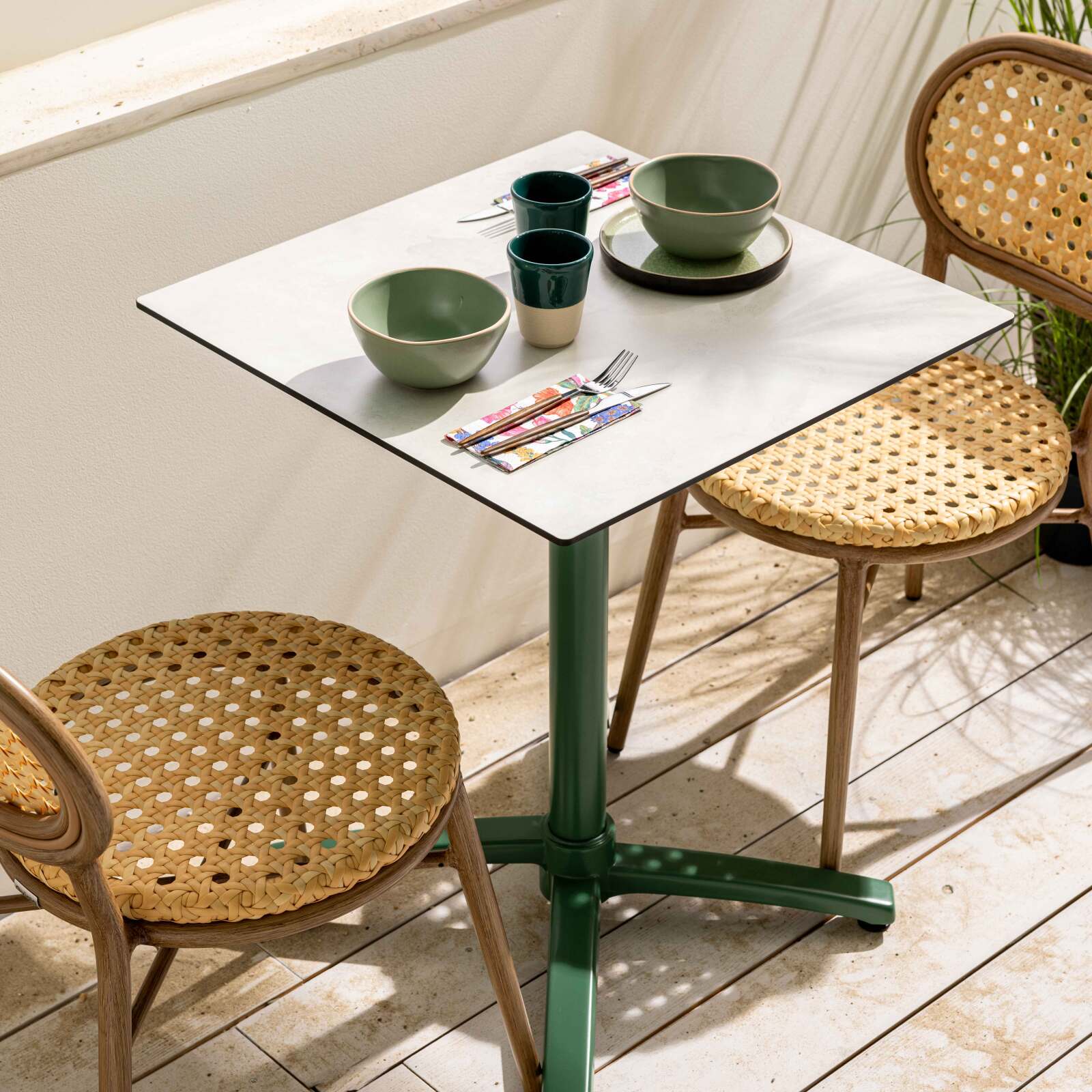 Silla de jardín de aluminio y ratán sintético