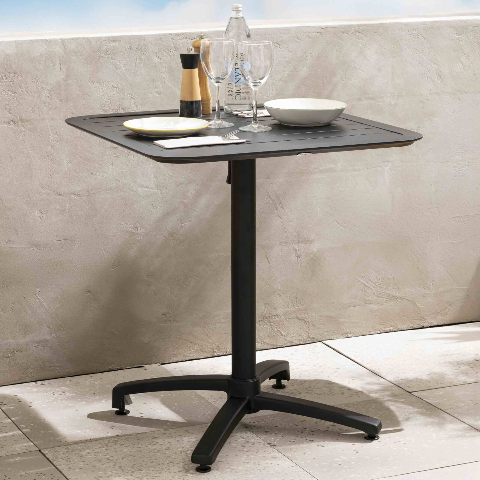 Tablero cuadrado de aluminio para terraza 70 x 70 cm Tablero cuadrado de aluminio para terraza 70 x 70 cm