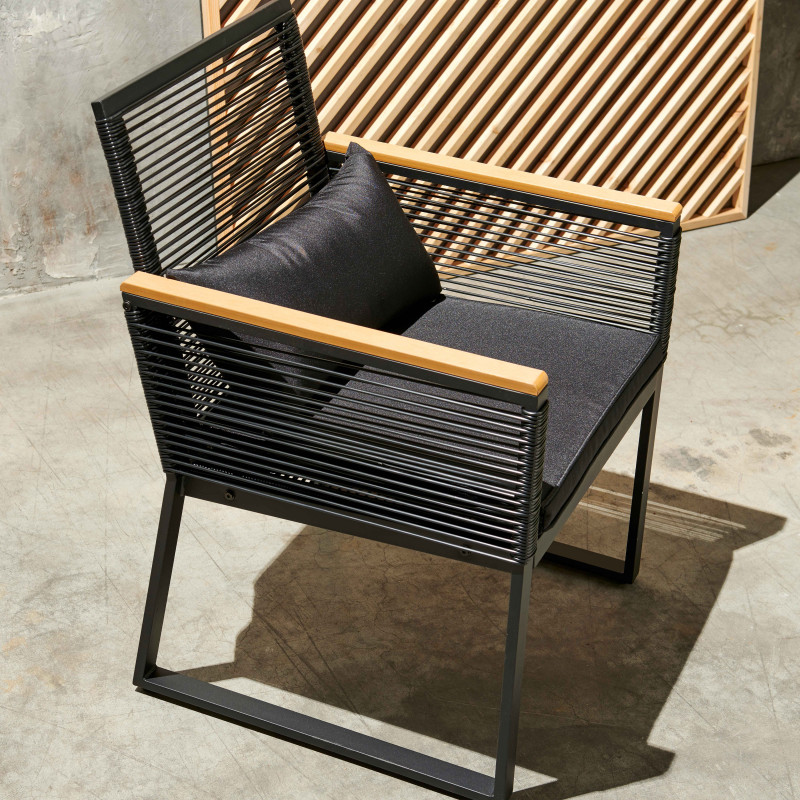 Conjunto de jardín bajo 5 plazas compuesto de un sofá, 2 sillones con reposabrazos y una mesa de centro