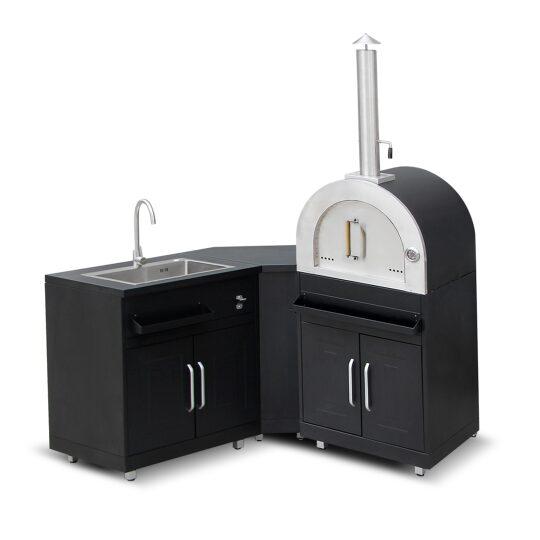 Cocina de exterior de metal de esquina con fregadero de exterior, horno a pizza y almacenaje - 3 módulos | Oviala