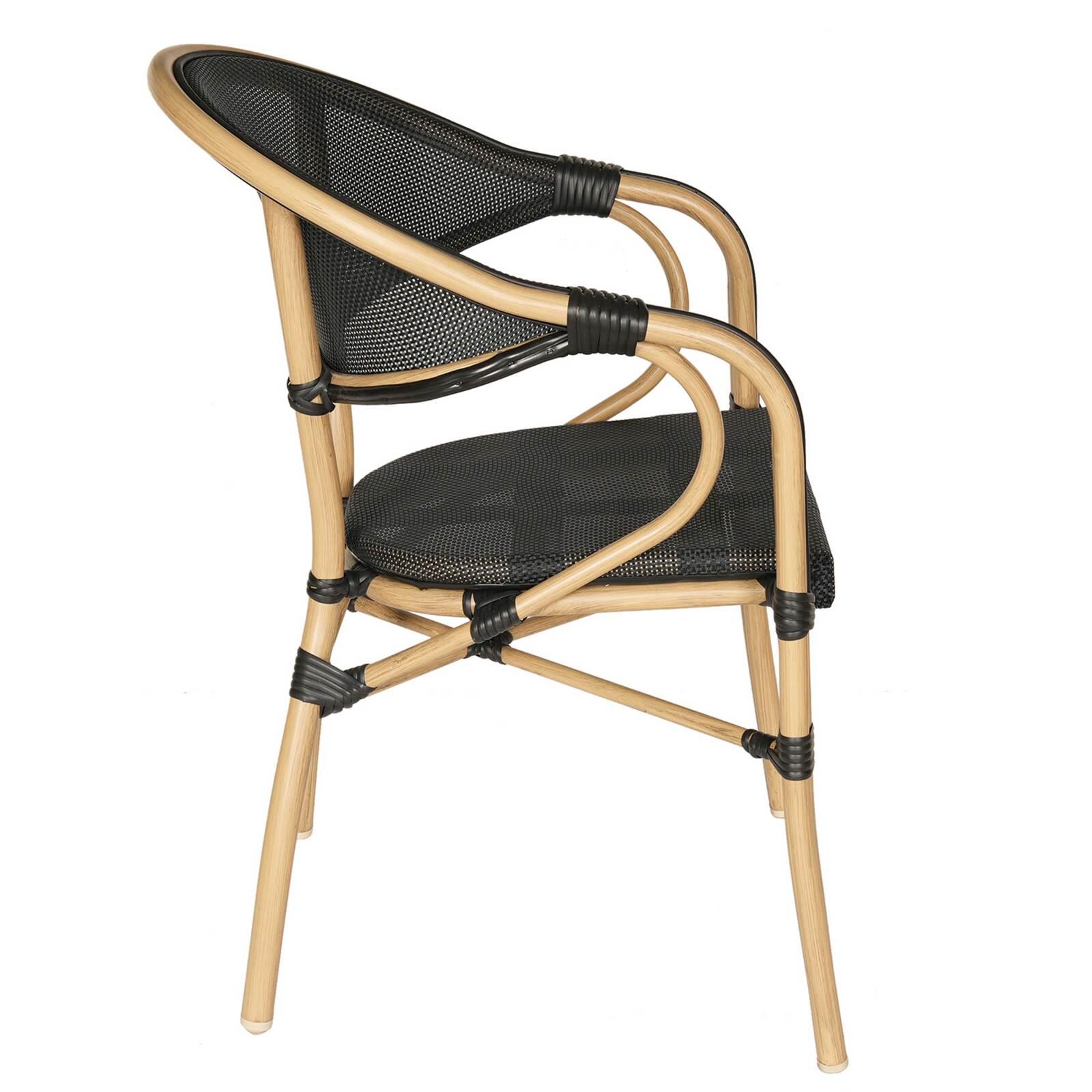 Silla de jardín estilo bistró parisino en aluminio y ratán sintético.