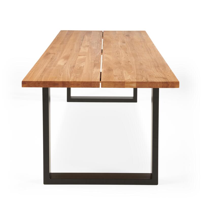Mesa de comedor rectangular de roble FSC® con bordes irregulares y patas en forma de U