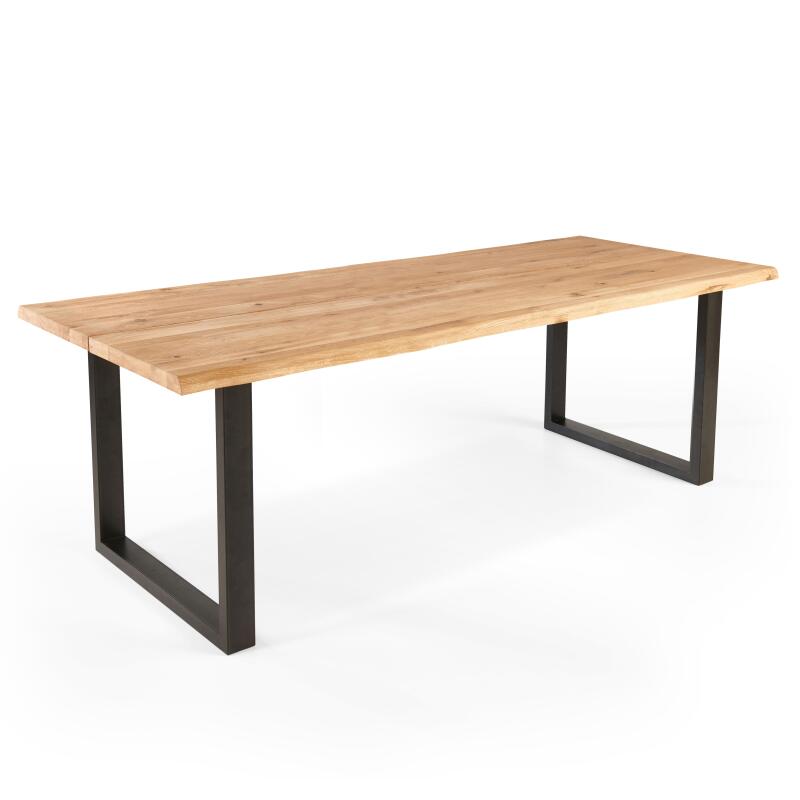Mesa de comedor rectangular de roble FSC® con bordes irregulares y patas en forma de U