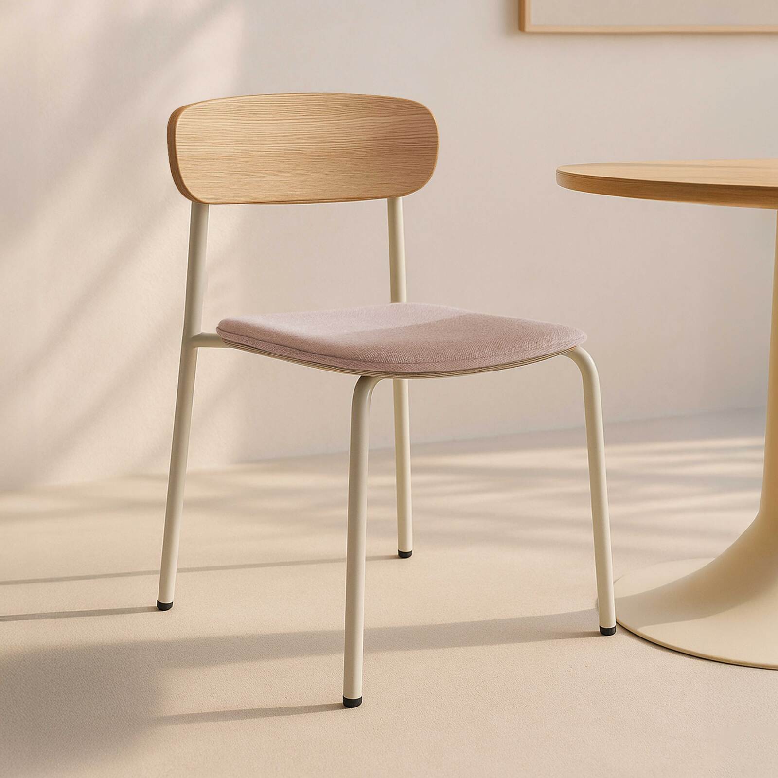 Lote de 2 sillas de metal, madera y tela