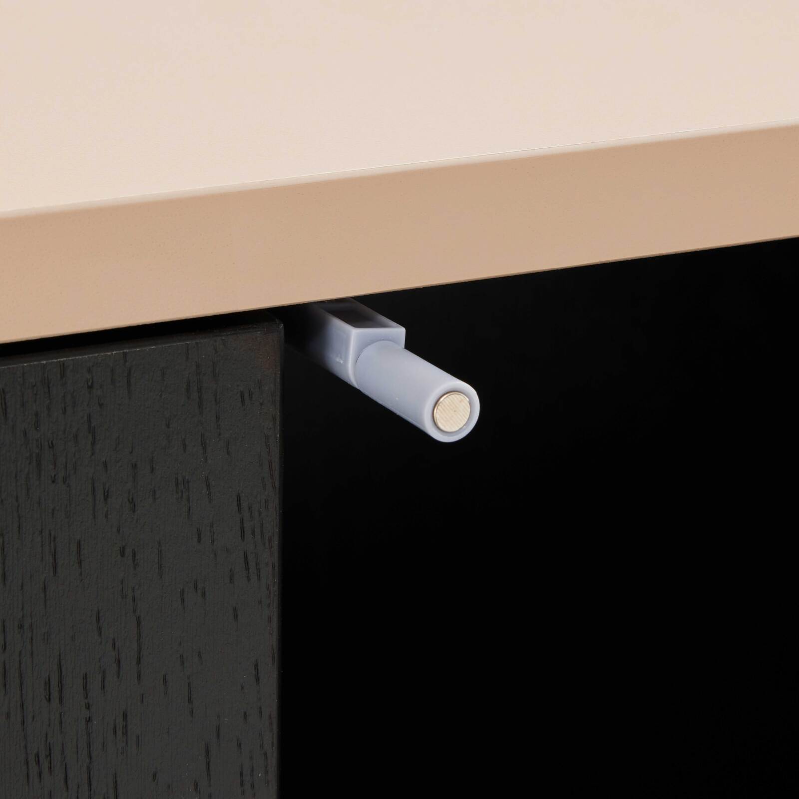 Aparador efecto madera con 3 puertas, 140 cm