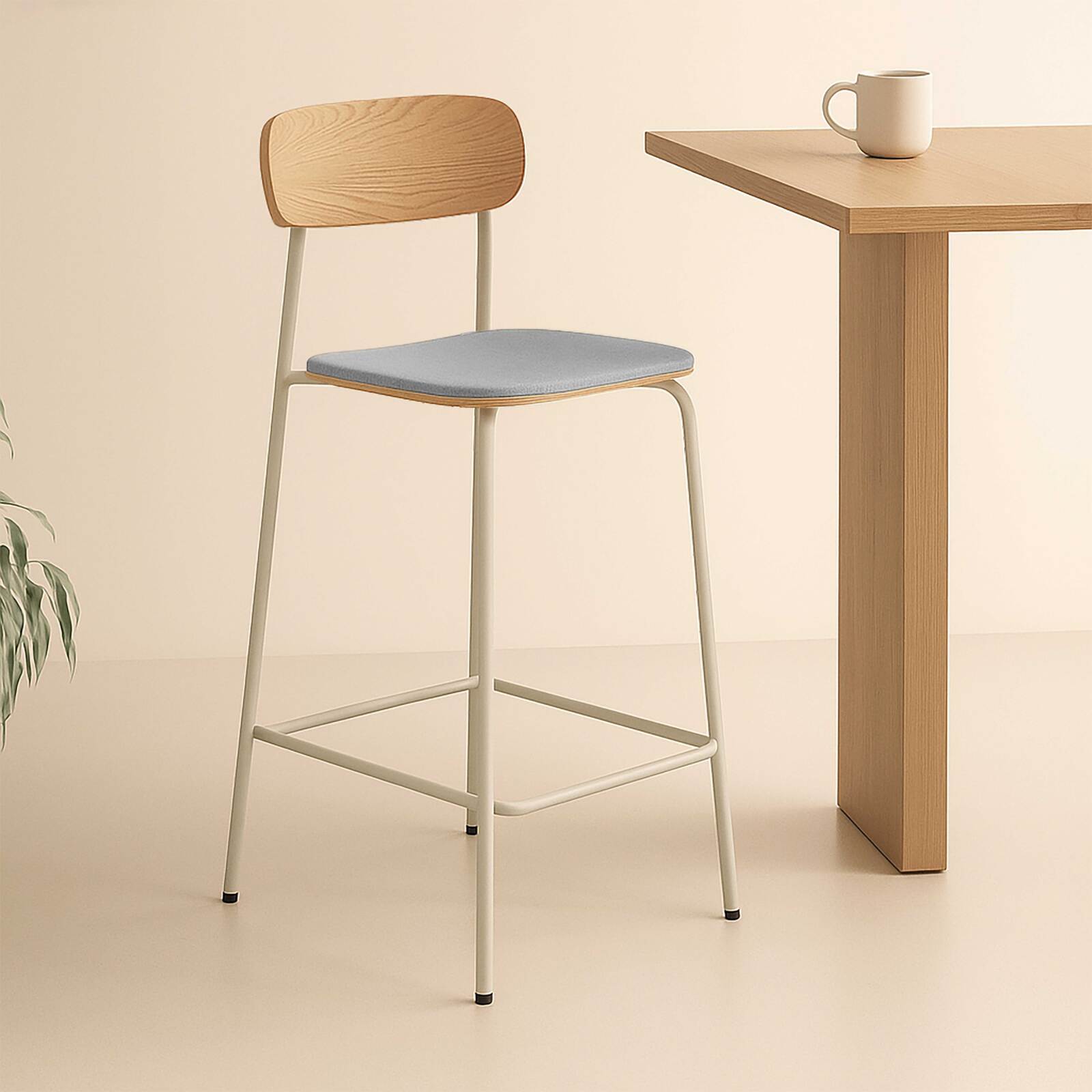 Lote de 2 sillas altas de metal, madera y tela Lote de 2 sillas altas de metal, madera y tela