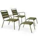 Lote de 2 sillones bajos y reposapiés de metal