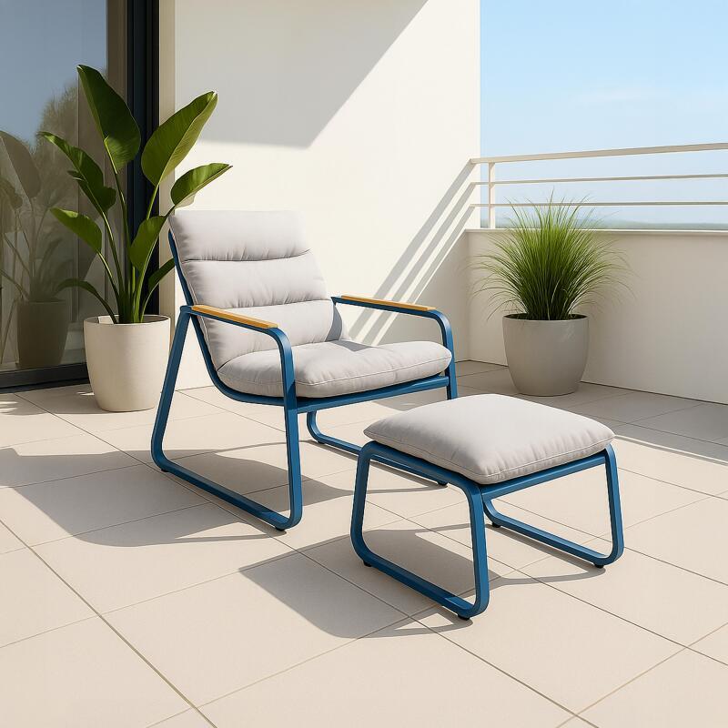 Sillón relax en acero y textileno con reposapiés.