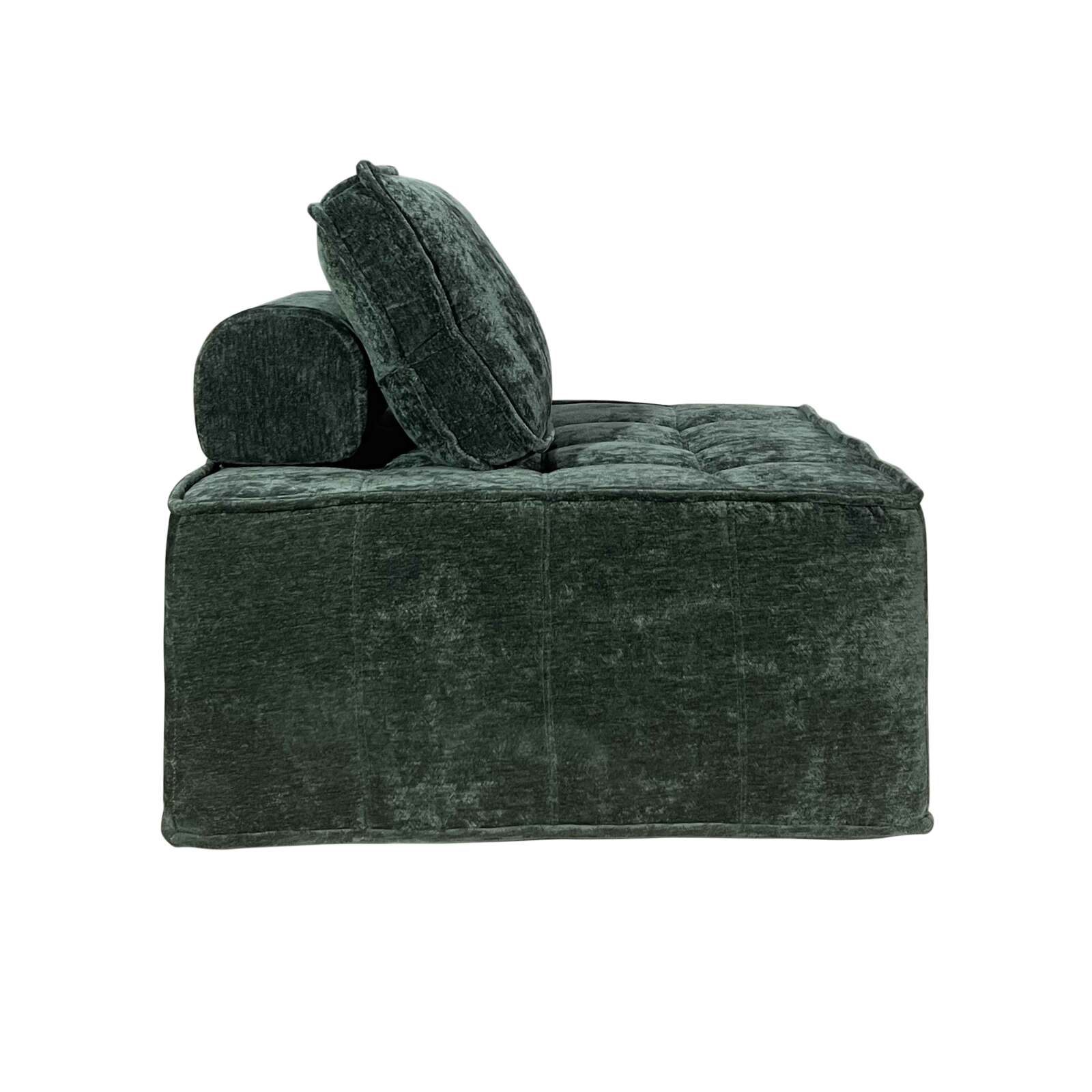 Sillón de tela con cojínes