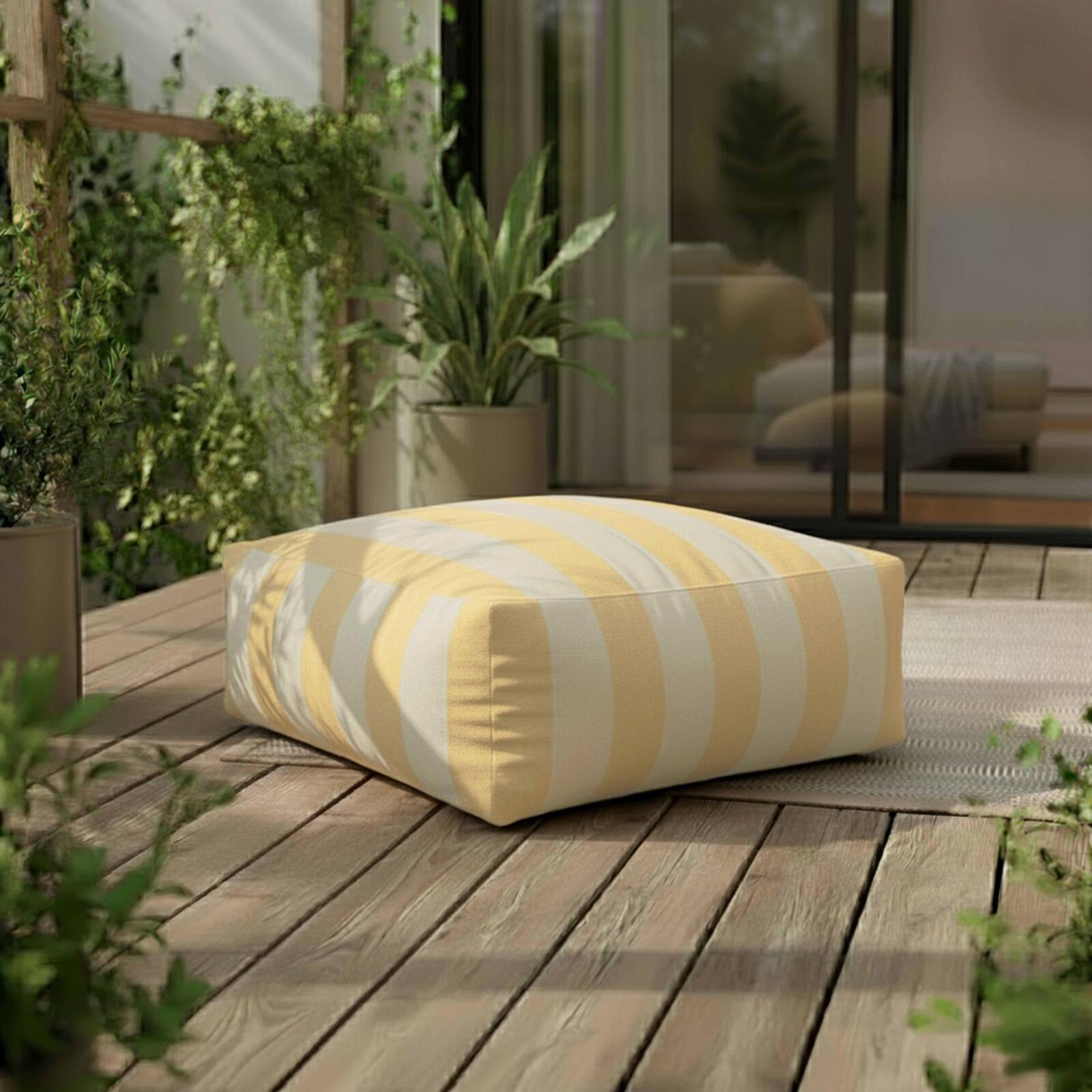 Sofá modular a rayas de exterior para 4 personas con 1 sillón, 2 sillones esquineros y 1 puf Sofá modular a rayas de exterior para 4 personas con 1 sillón, 2 sillones esquineros y 1 puf