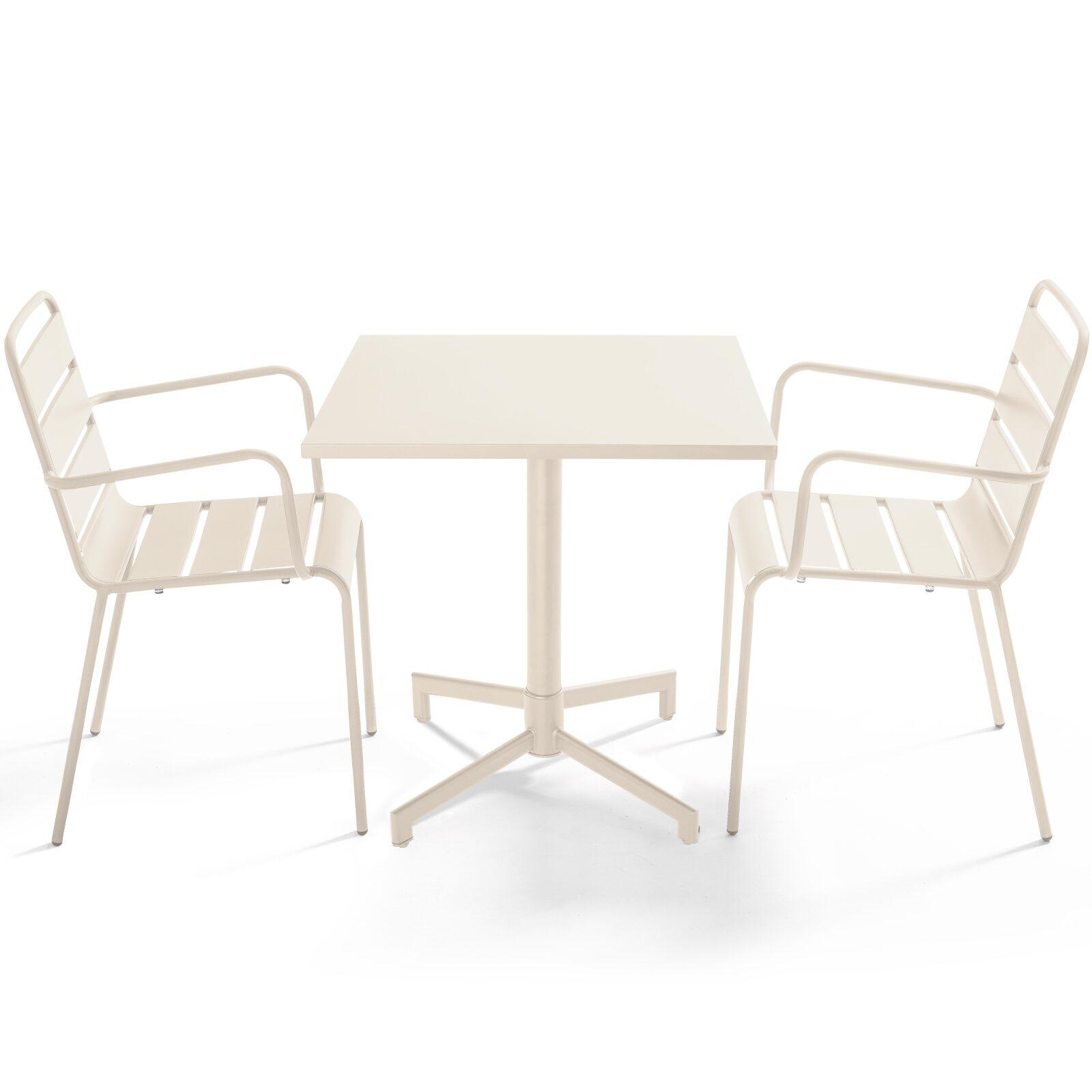 Mesa de jardín bistro cuadrada inclinable de metal con pie emprotado 70x70 cm y 2 sillas con reposabrazos