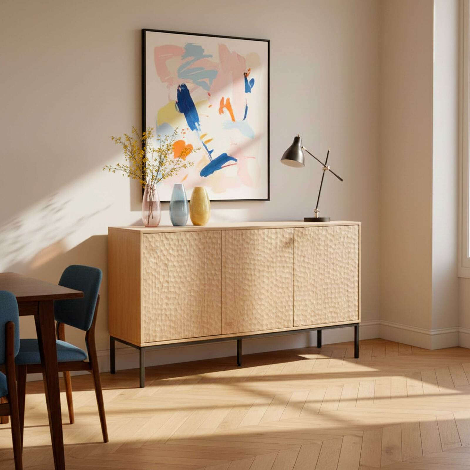 Aparador efecto madera 3 puertas de 147 cm