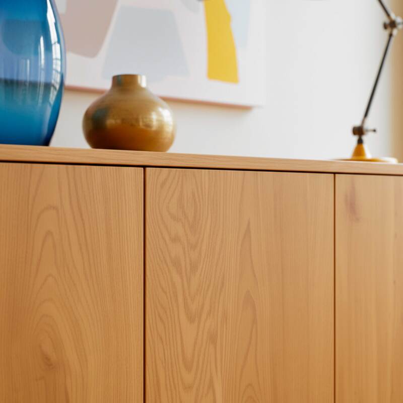 Aparador efecto madera 3 puertas 120 cm estilo escandinavo (3/8)