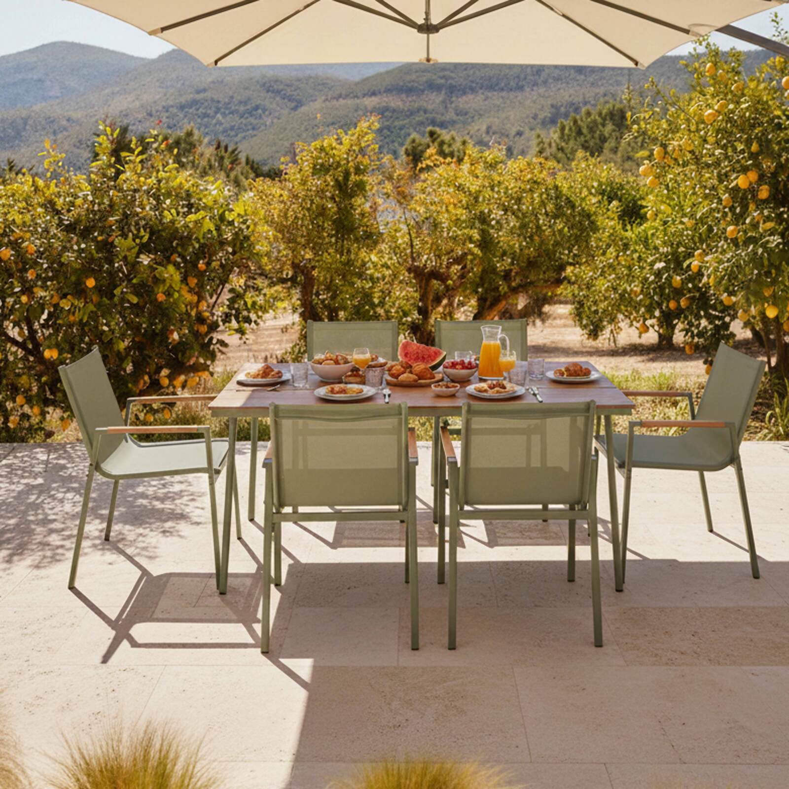 Mesa de jardín de metal y polywood 150x90 cm y 6 sillas