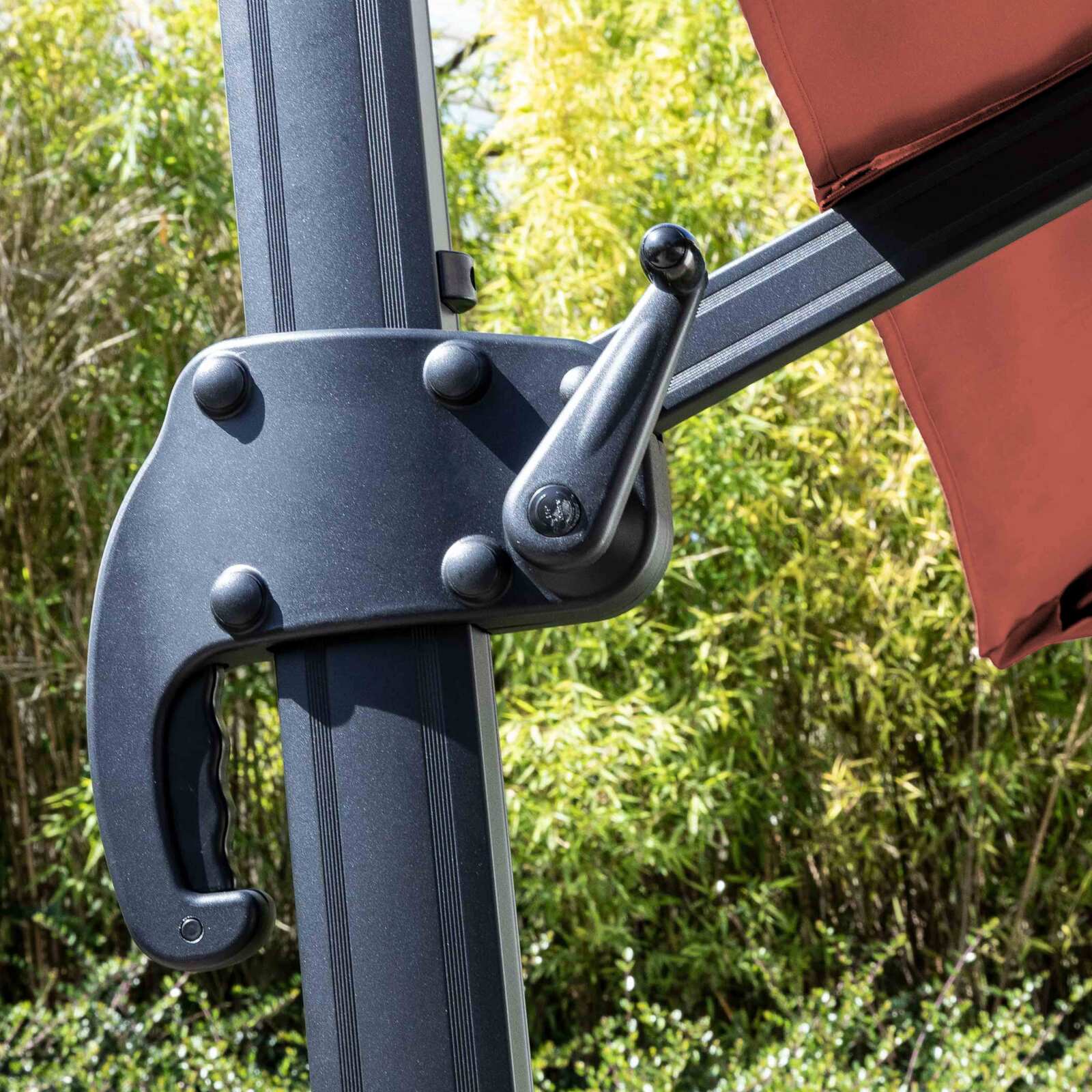 Parasol excéntrico 3x3 m cuadrado inclinable giratorio 360° y 4 losas de lastre rellenables