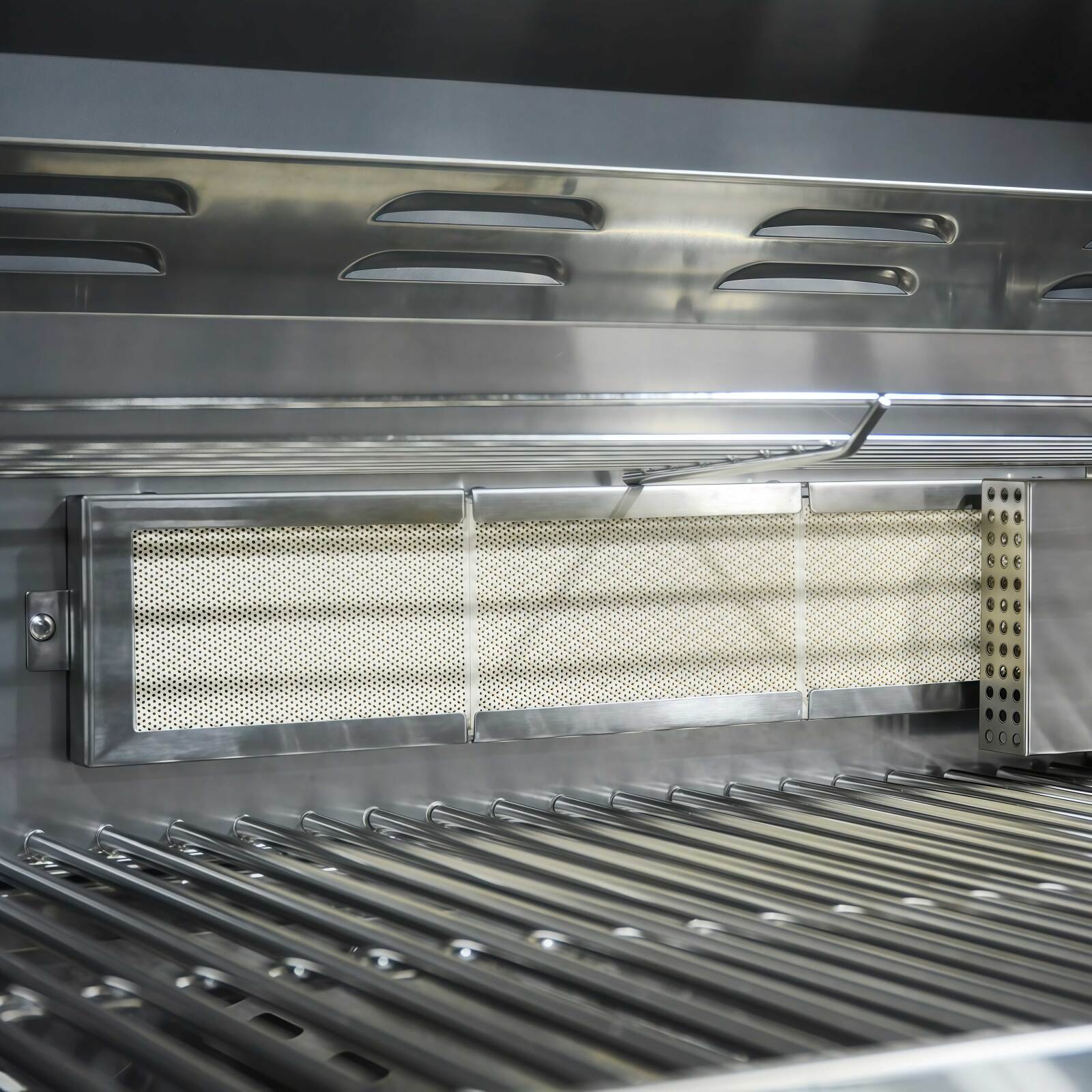 Cocina de exterior de metal con barbacoa y almacenaje - 3 módulos