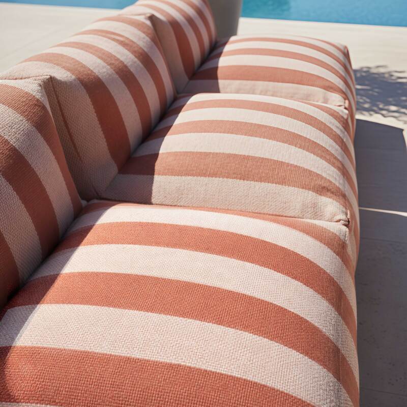 Sofá modular de exterior a rayas para 4 personas con 3 sillones y 1 puf (3/6)