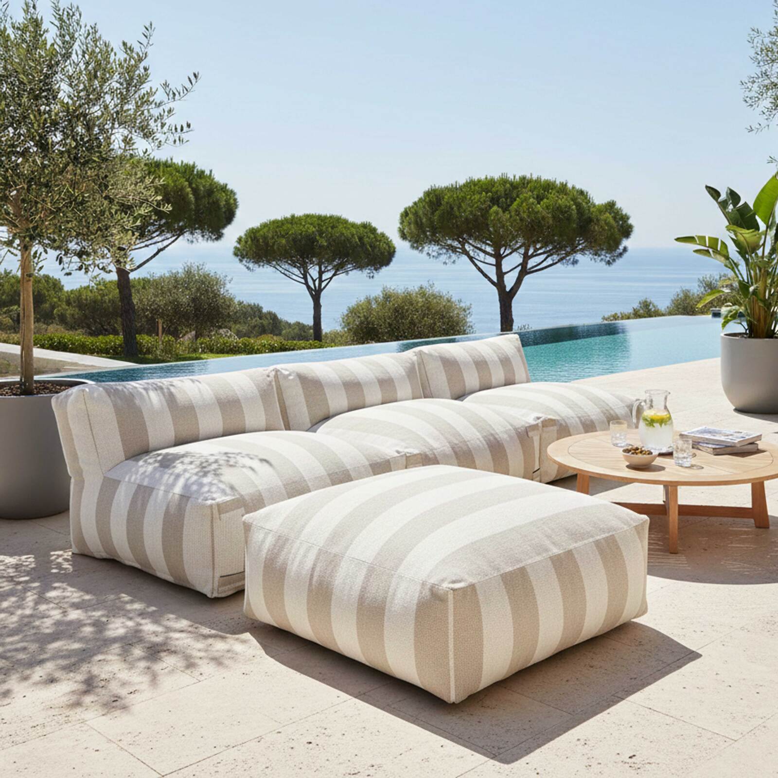 Sofá modular de exterior a rayas para 4 personas con 3 sillones y 1 puf