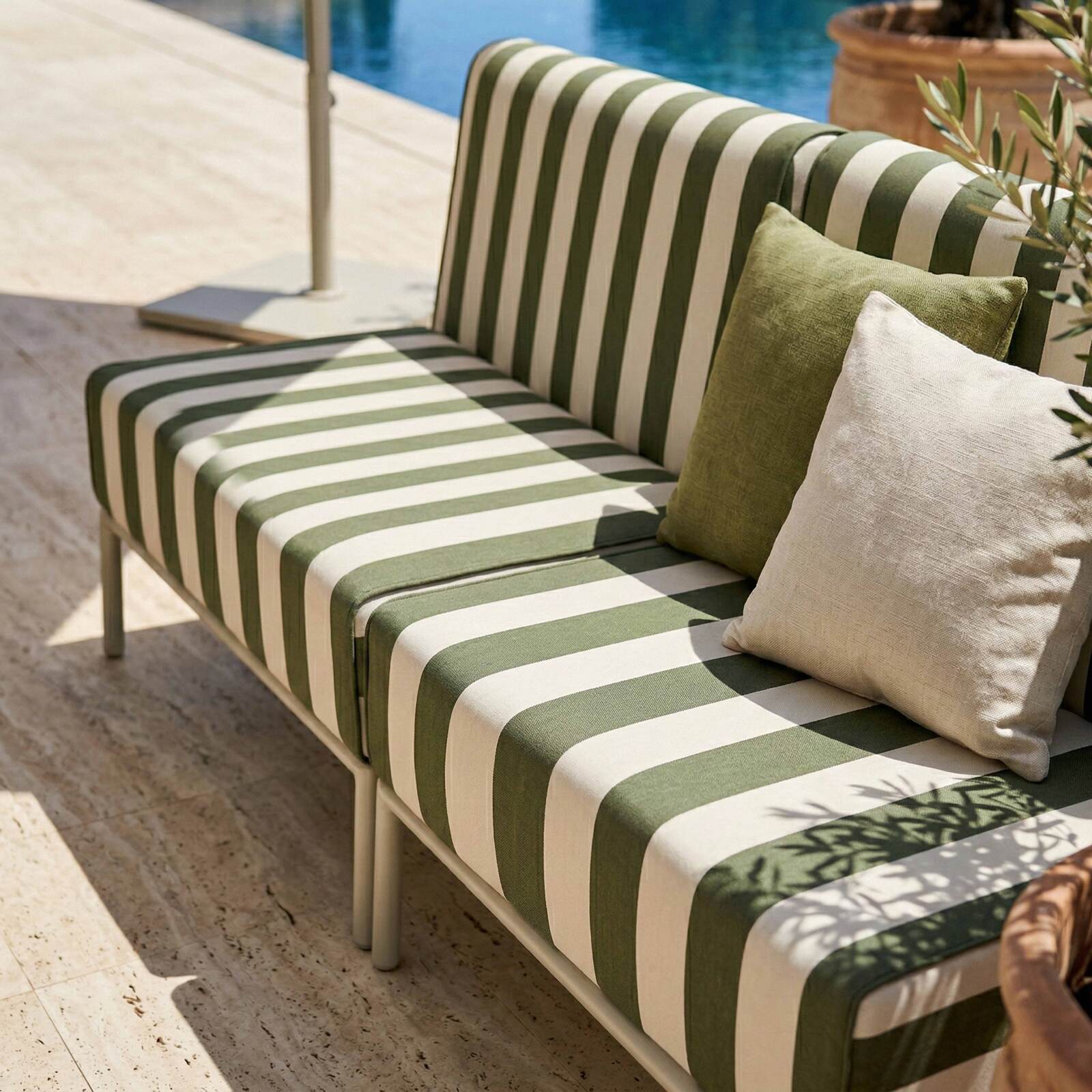 Sofá modular de exterior a rayas para 2 personas con 2 sillones
