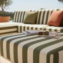 Sofá modular de exterior a rayas para 4 personas con 1 sillón, 1 sillón esquinero, 1 chaise longue y 1 puf