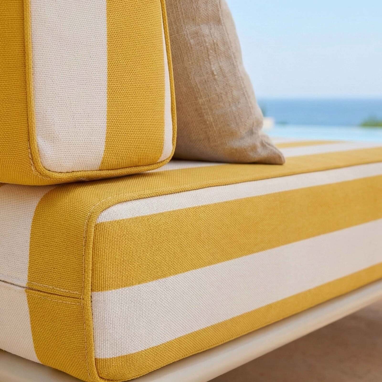 Sofá modular de exterior a rayas para 5 personas con 2 sillones, 1 sillón esquinero, 1 chaise longue y 1 puf