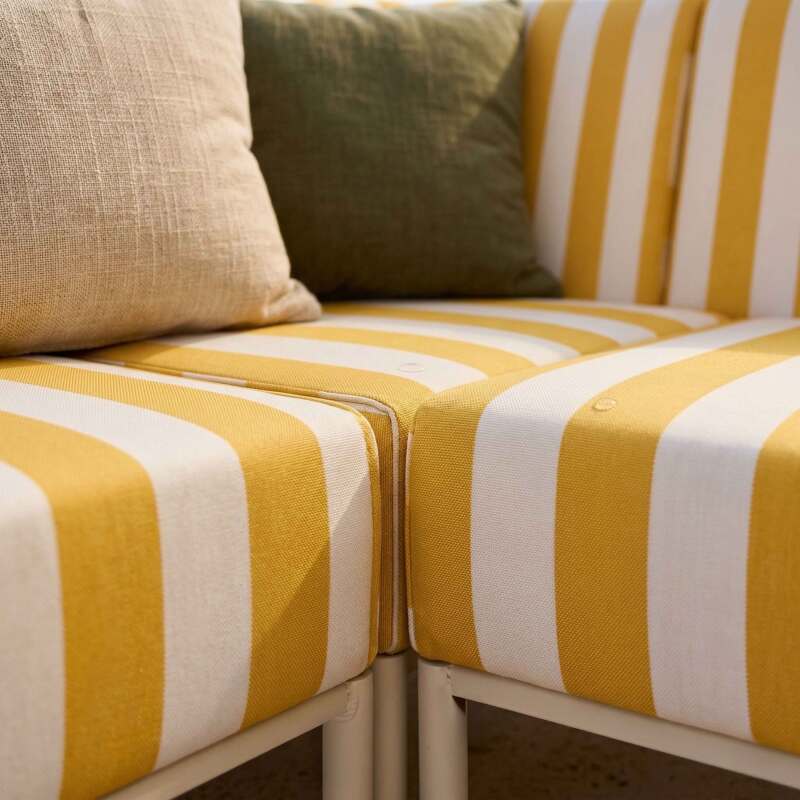 Sofá modular de exterior a rayas para 6 personas con 3 sillones, 1 sillón esquinero, 1 chaise longue y 1 puf (3/8)