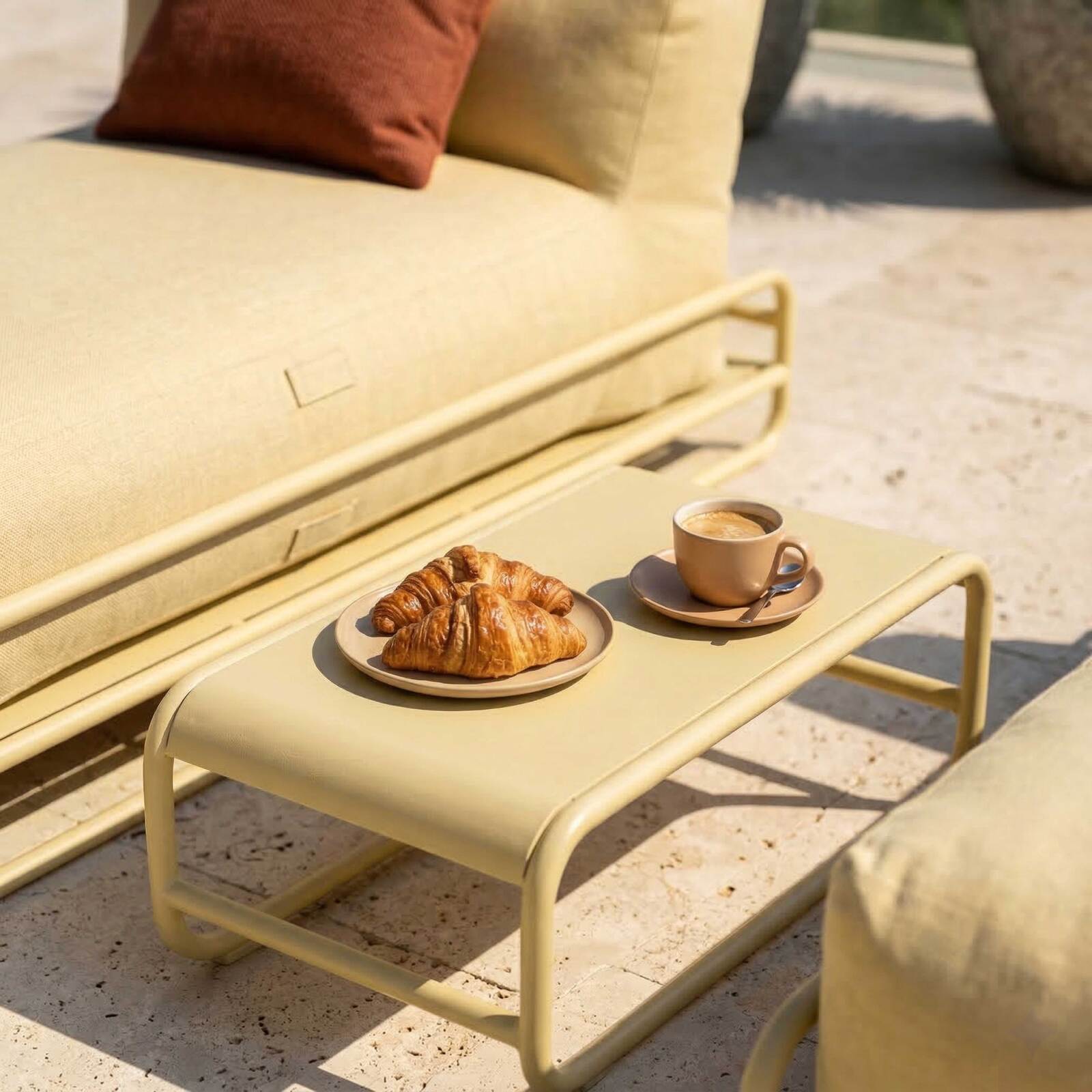 Sofá modular de exterior para 2 personas con estructura, 2 chaise longue y mesa de centro