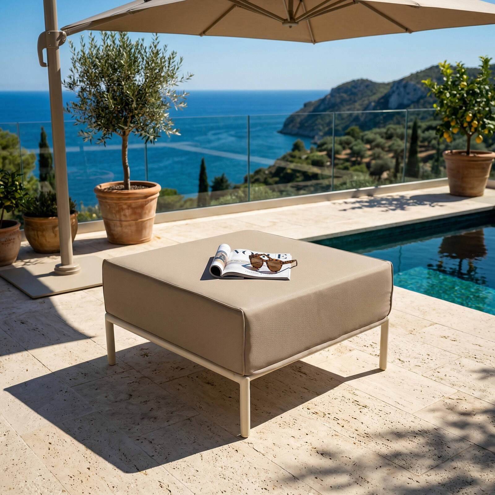 Sofá modular de exterior para 3 personas con 2 chaise longues y 1 puf