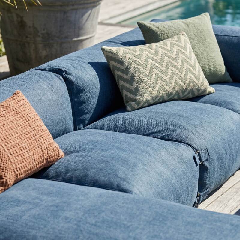 Sofá modular de exterior para 5 personas con 2 sillones, 1 sillón esquinero, 1 chaise longue  y 1 puf (3/8)