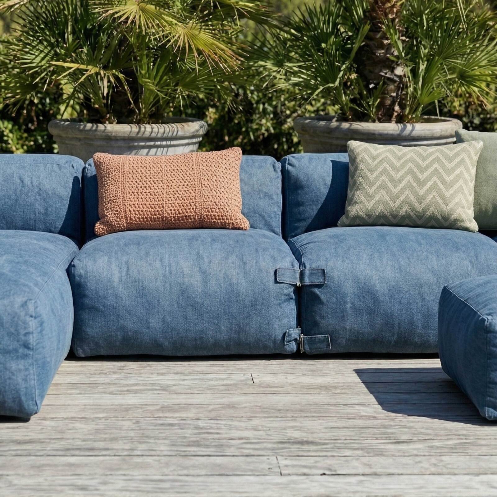 Sofá modular de exterior para 5 personas con 2 sillones, 1 sillón esquinero, 1 chaise longue  y 1 puf