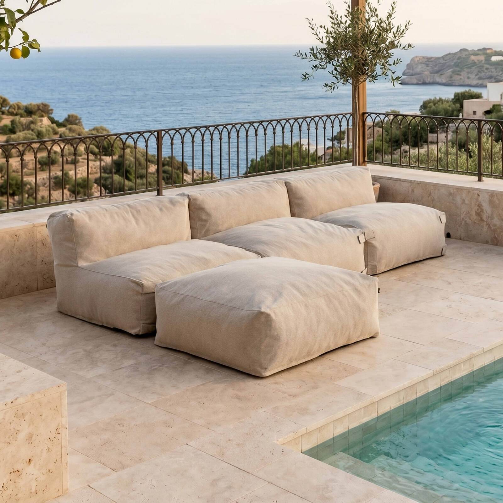 Sofá modular de exterior para 4 personas con 3 sillones y 1 puf