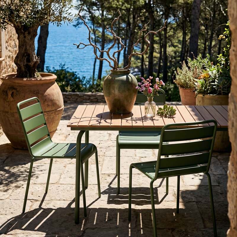 Mesa de jardín efecto madera de metal y polywood 6 personas 160x90 cm (7/8)
