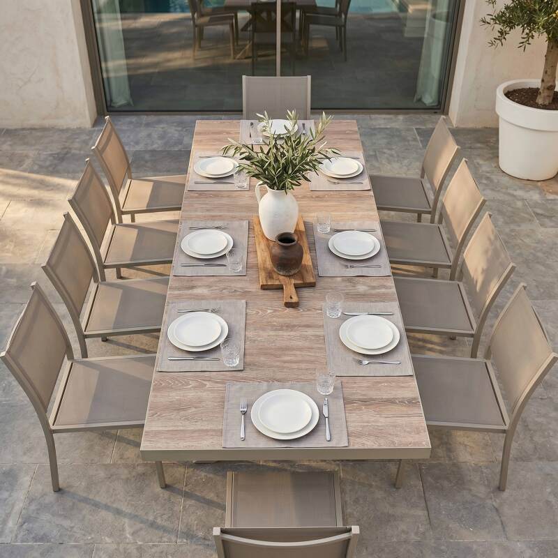 Mesa de jardín de aluminio y cerámica efecto madera 201x100 cm y 10 sillas apilables de textilene (2/7)