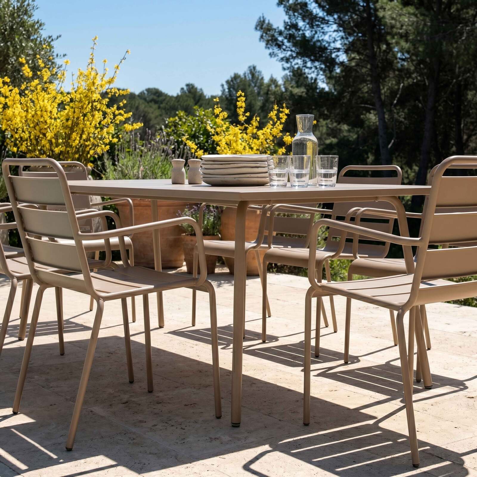 Mesa de jardín de metal 180x90 cm y 8 sillas con reposabrazos