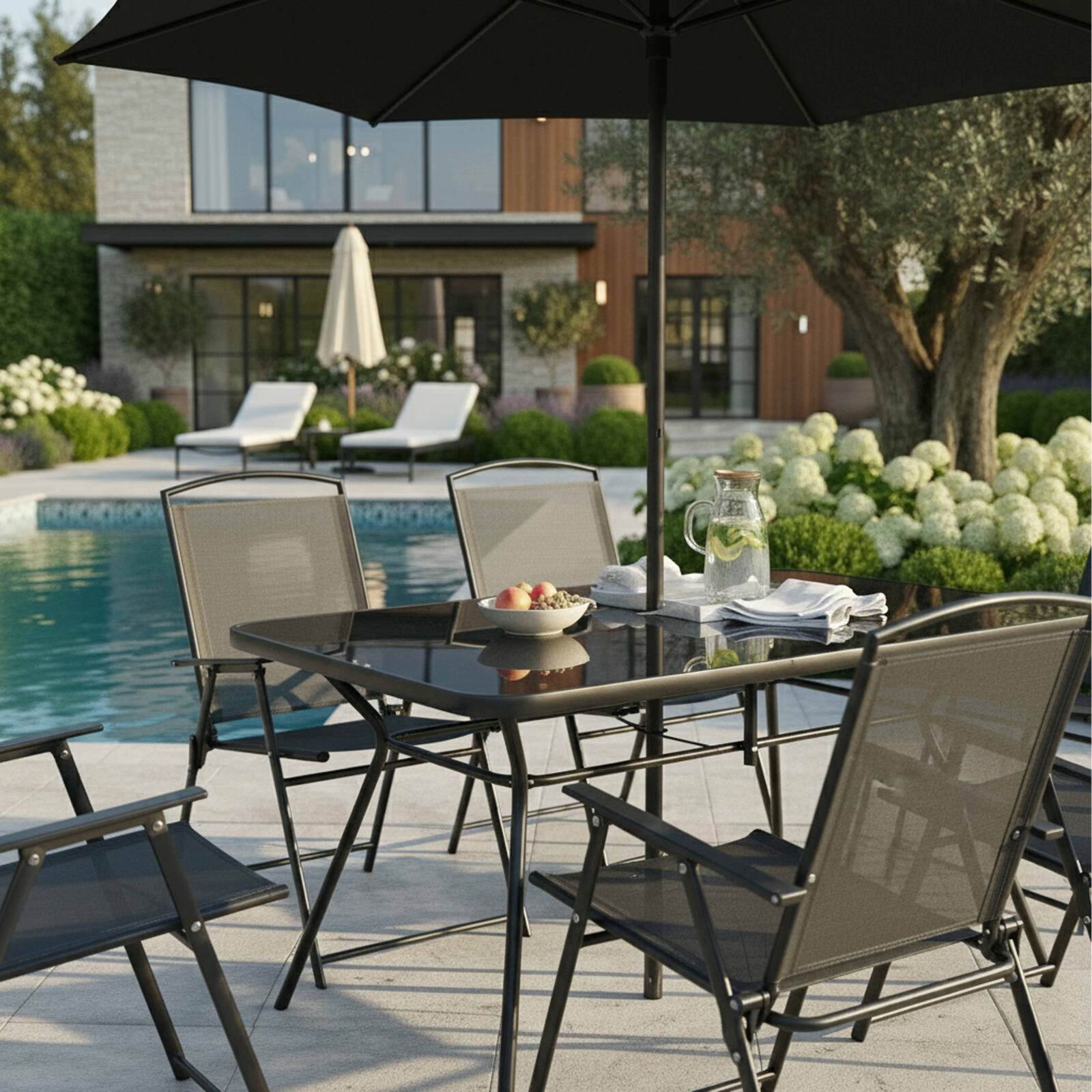 Mesa de jardín de metal y vidrio 140x80 cm y 6 sillas plegables de textilene y parasol