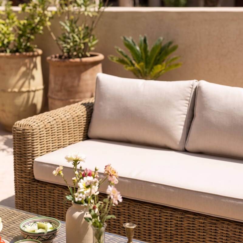 Conjunto de jardín de resina trenzada para 6 plazas con 2 sofás, 2 sillones y 1 mesa de centro (2/9)